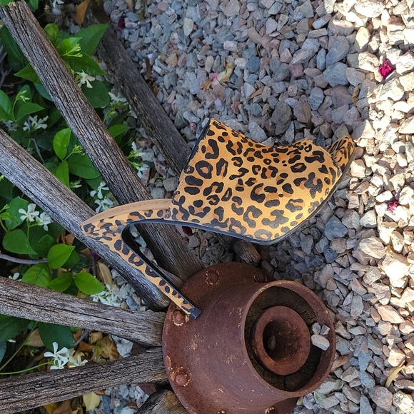 Animal Print Heels - Picture 3 of 10